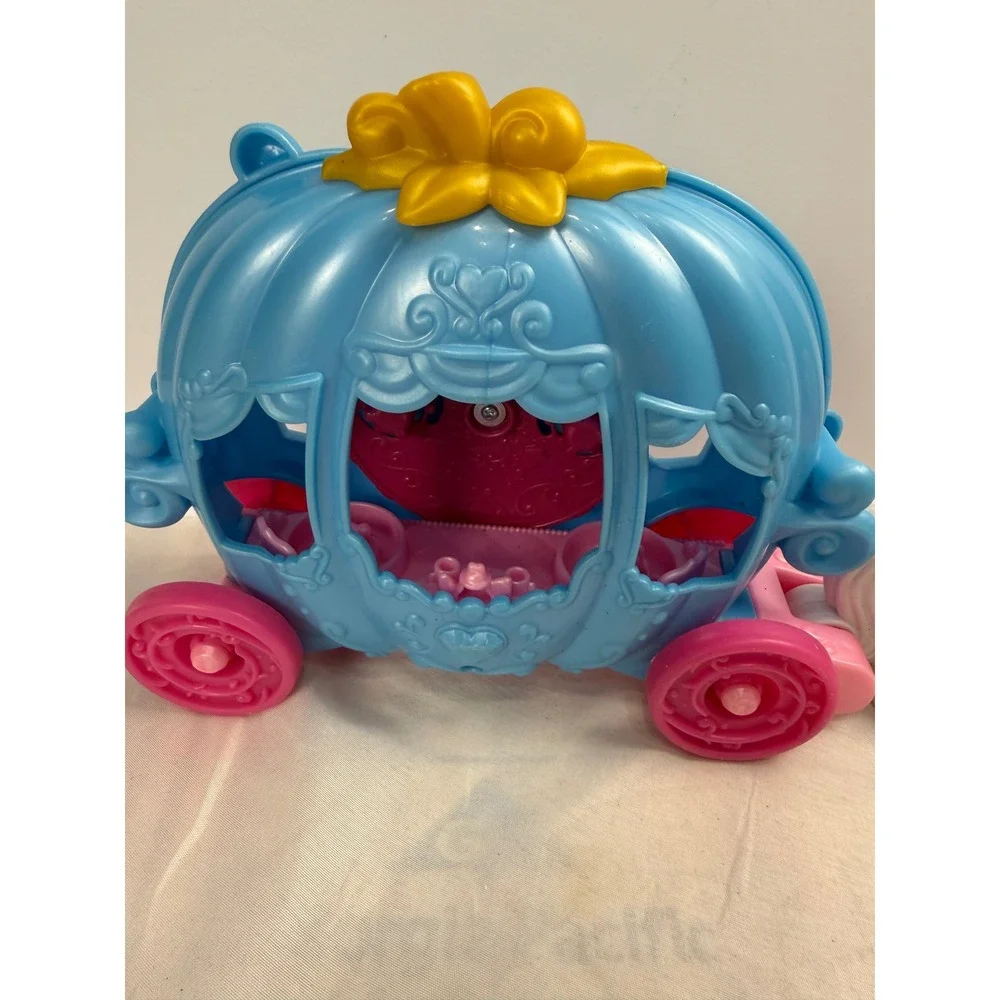 Fisher-Price Little People Disney Princess Cinderella Pumpkin Carriage and Horse